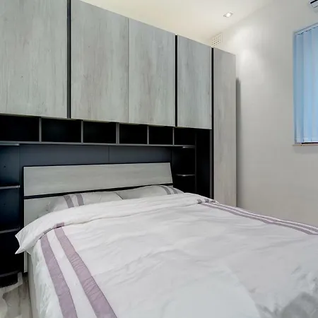 Modern Apartment 20 Meters From The Promenade Sliema Exterior photo